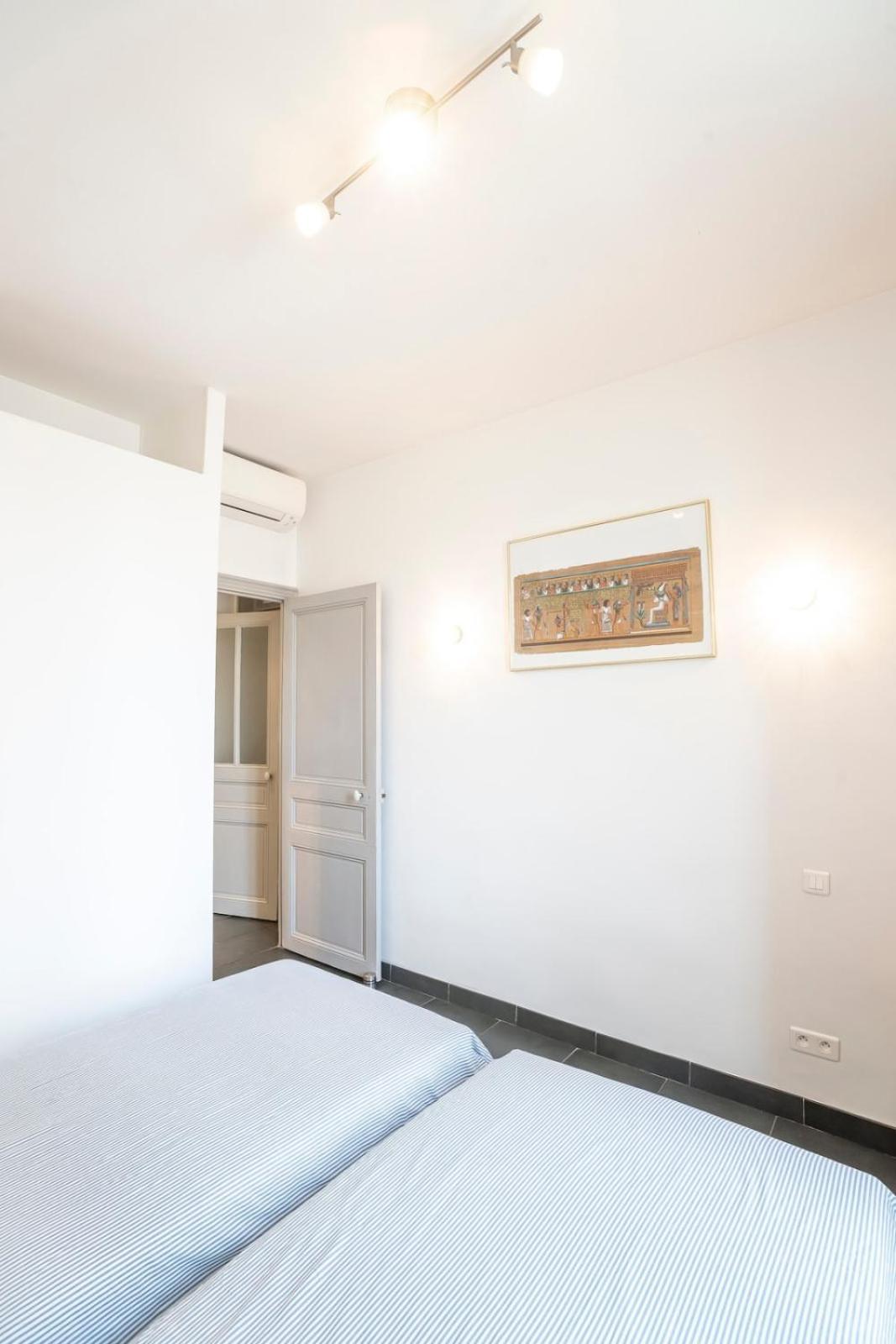 Appartement Bright And Modern 2 Bedroom In The Heart Of Antibes! Antibes